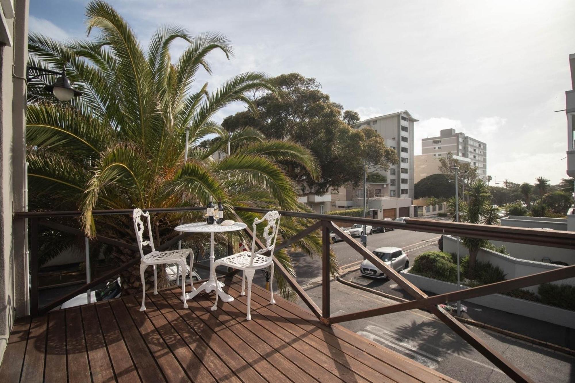 Spring Tide Inn Cape Town Bagian luar foto