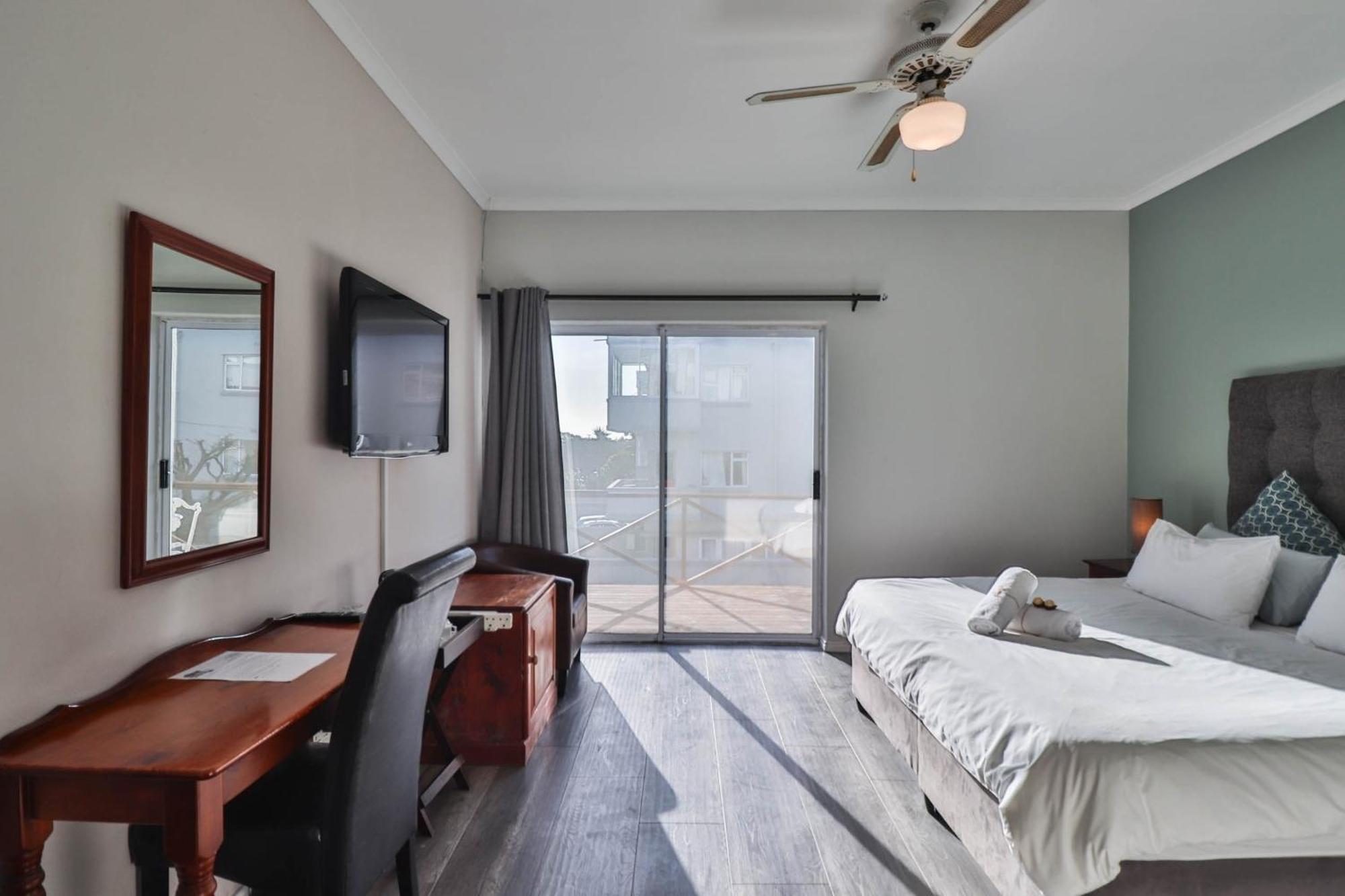 Spring Tide Inn Cape Town Bagian luar foto