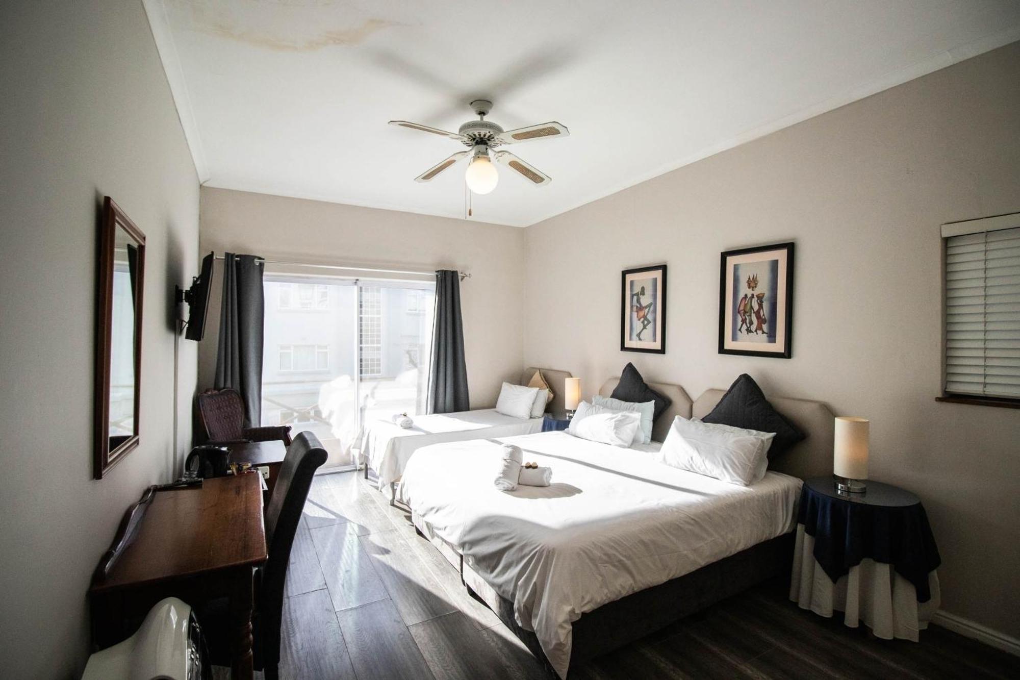 Spring Tide Inn Cape Town Bagian luar foto