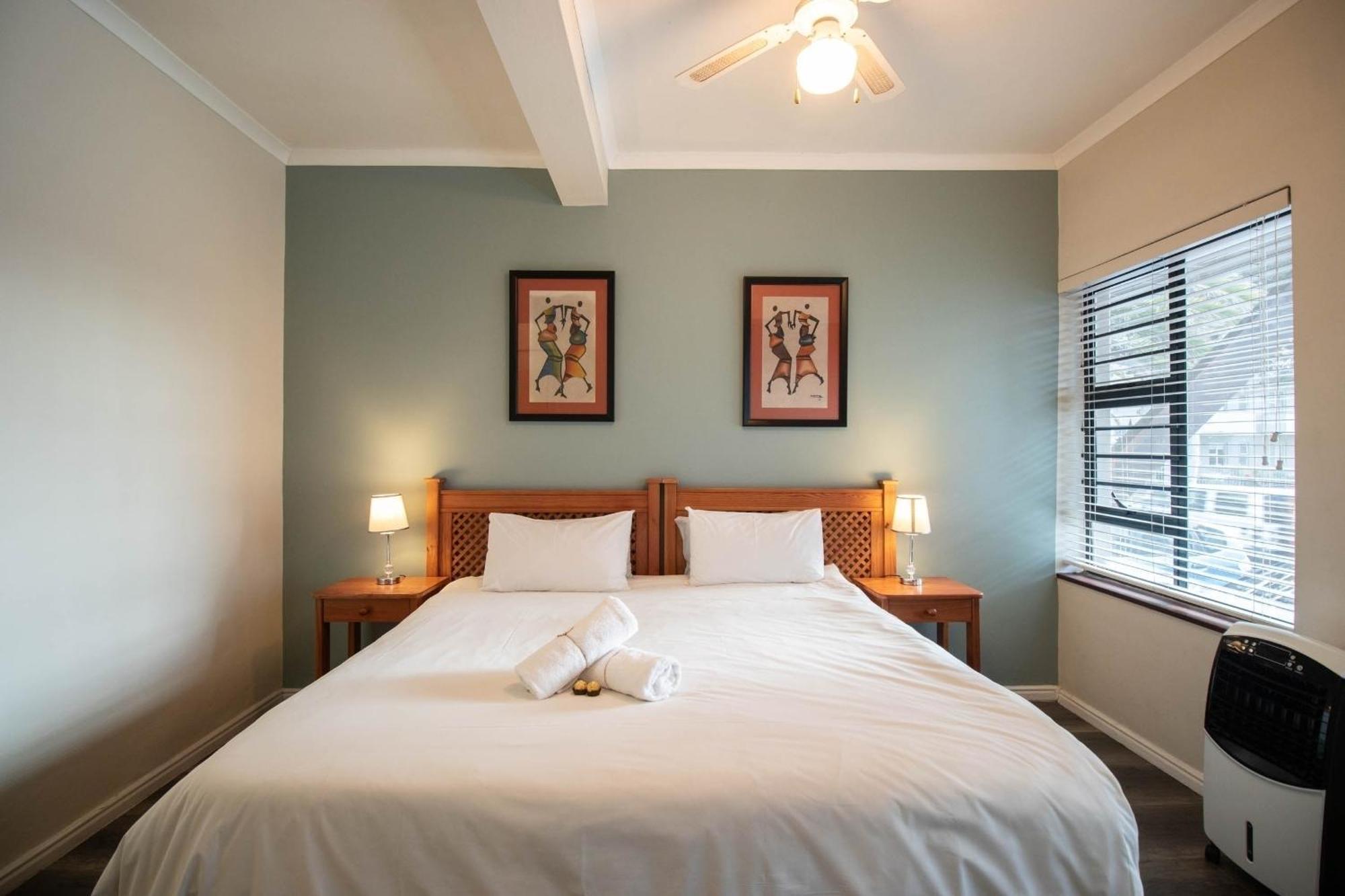 Spring Tide Inn Cape Town Bagian luar foto