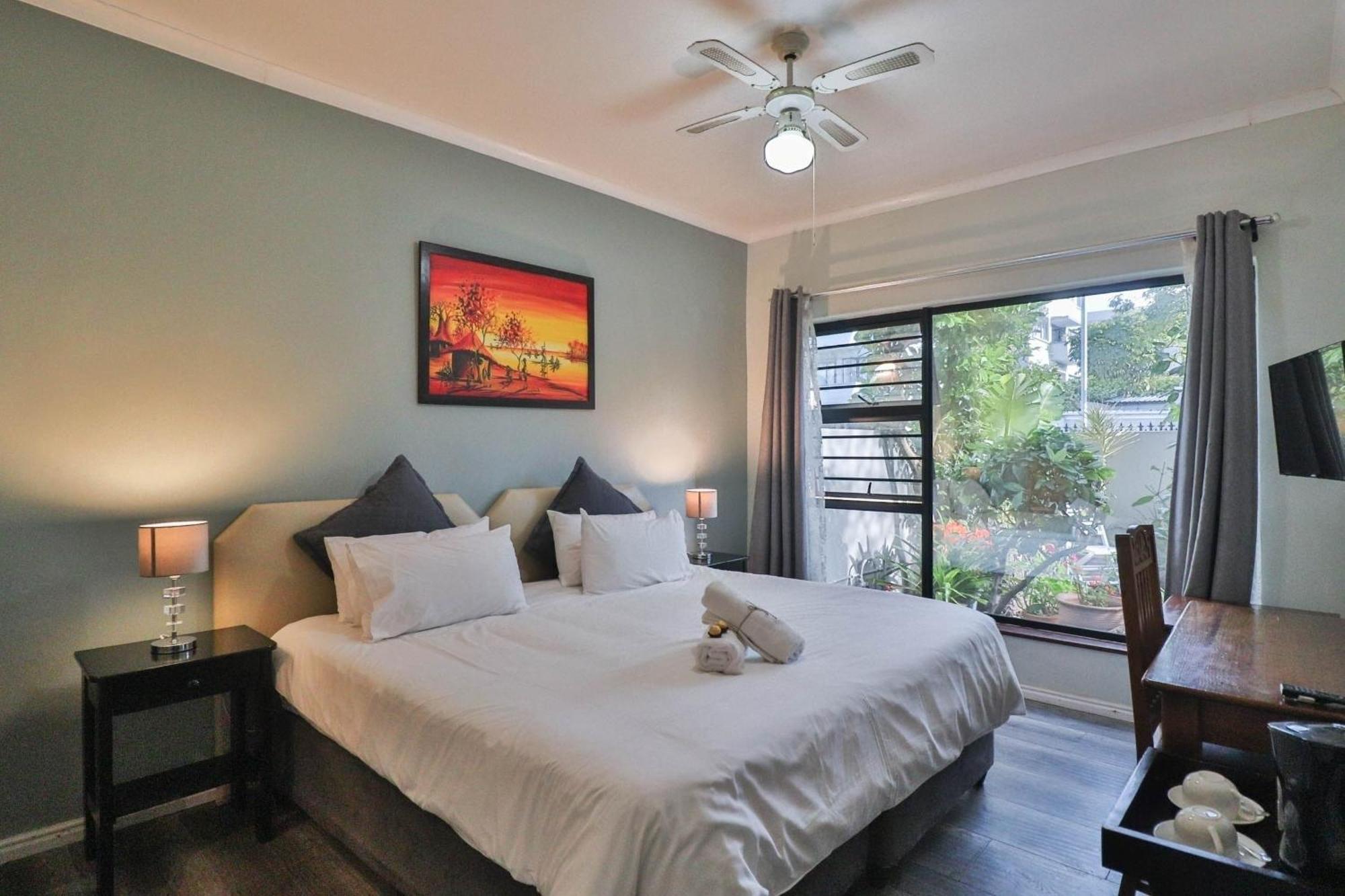 Spring Tide Inn Cape Town Bagian luar foto