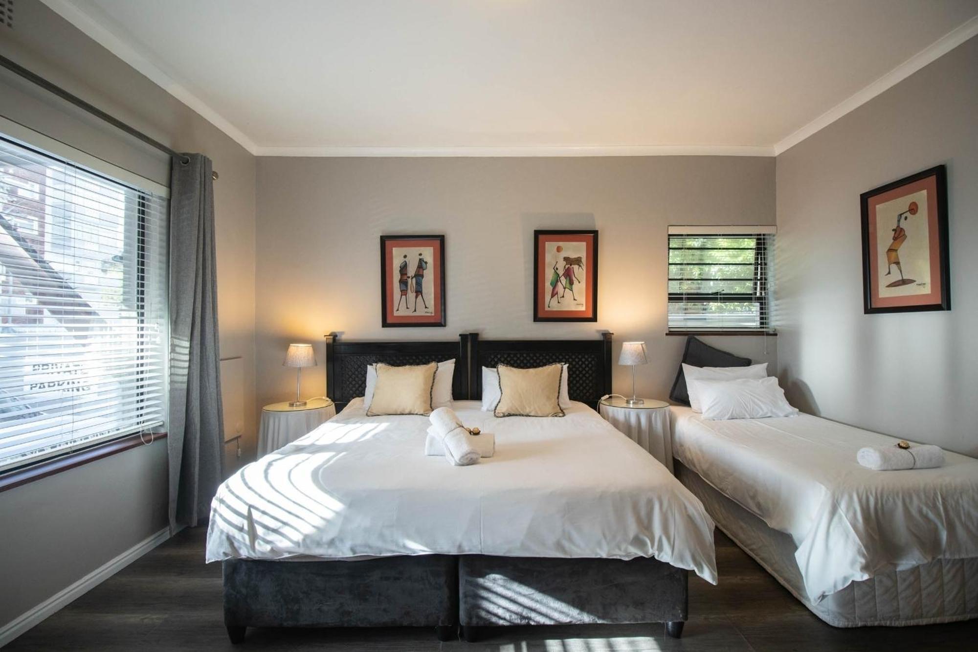 Spring Tide Inn Cape Town Bagian luar foto